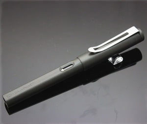 Black Plastic Fountain Pen